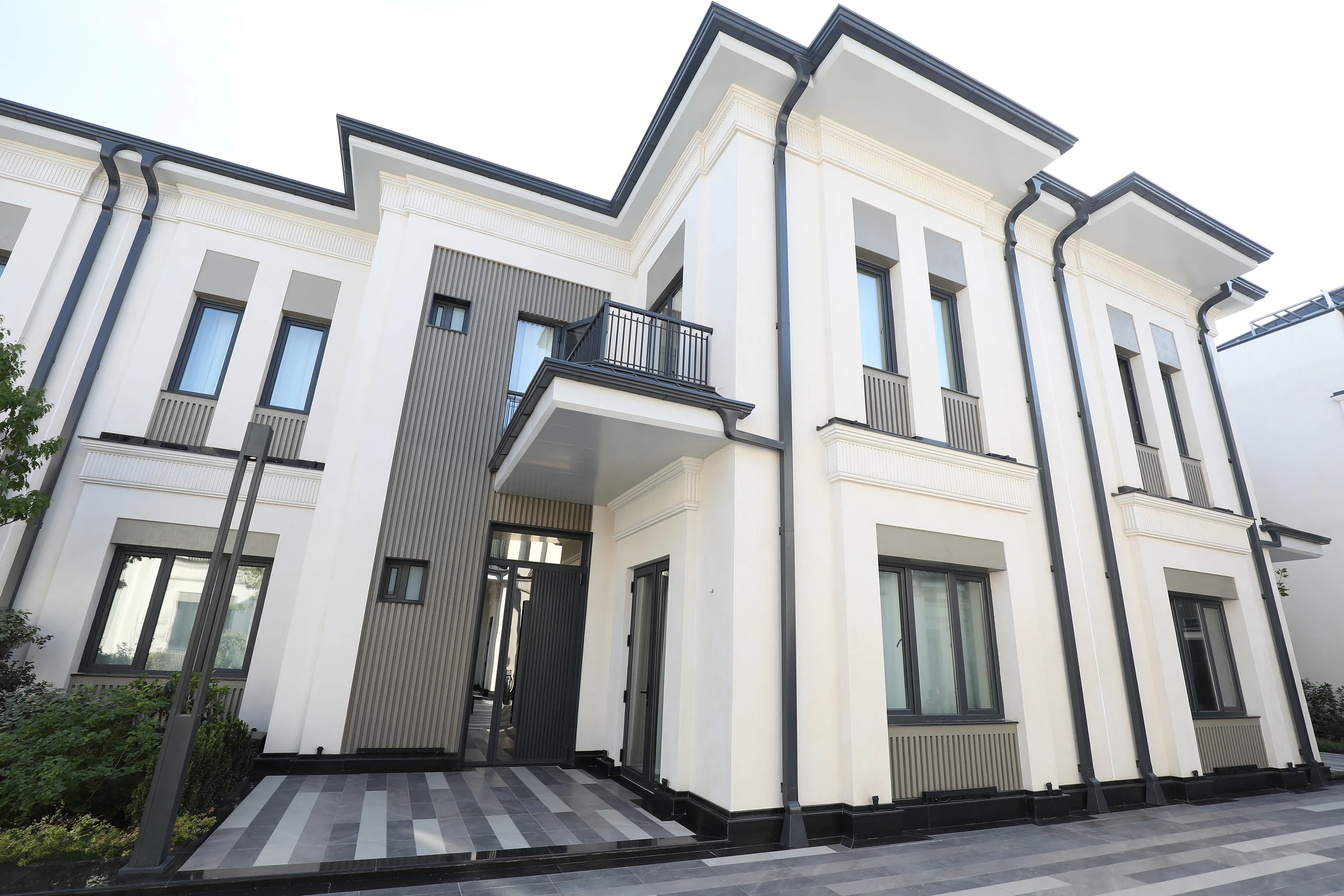 Manaco Residential Complex - view 1